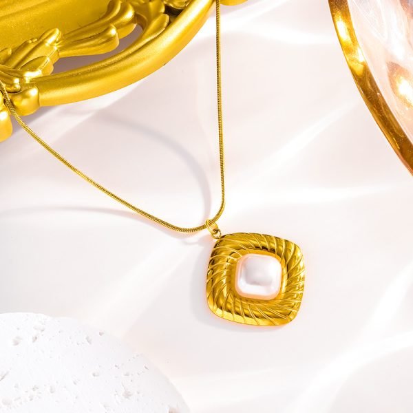 Collar Milan Perla