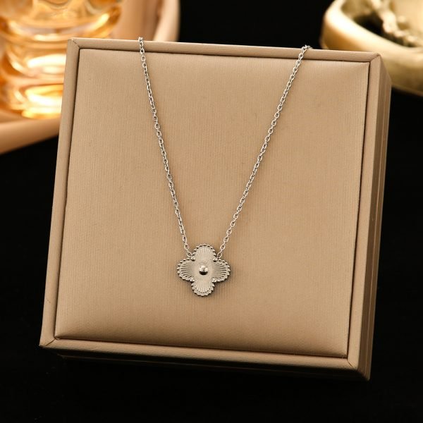 Collar Lucky Silver