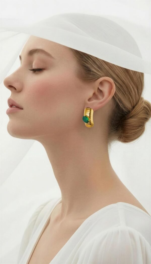 blend170326070105 Aretes Sara